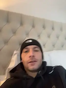 Snapshot of Kinkycouple142 chatting on January 17, 2026, 3:06 pm Kinkycouple142 online show from January 17, 2026, 3:06 pm