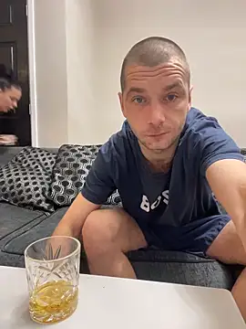 Snapshot of Kinkycouple142 chatting on February 6, 2026, 8:45 pm Kinkycouple142 online show from February 6, 2026, 8:45 pm