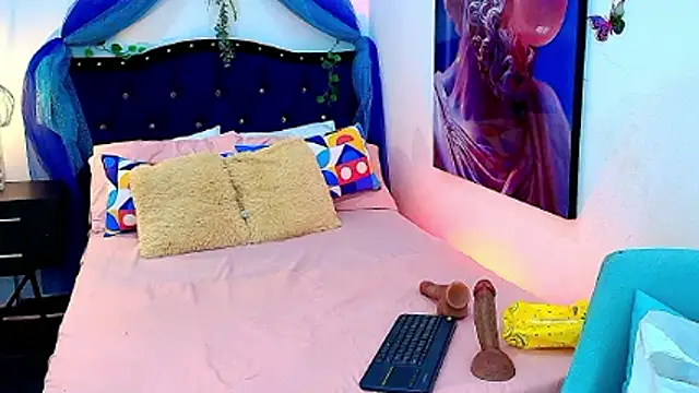 Snapshot of KATY_LOWERY chatting on January 19, 2026, 3:10 am KATY LOWERY online show from January 19, 2026, 3:10 am