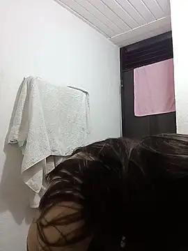 Little-Sammy online show from December 3, 2025, 8:07 pm