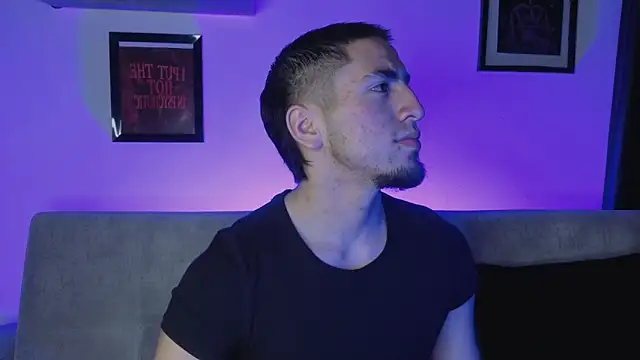 Snapshot of AresMassimoX chatting on January 17, 2026, 10:53 am AresMassimoX online show from January 17, 2026, 10:53 am