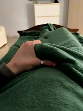 Snapshot of simeonehivd chatting on January 10, 2026, 12:51 pm simeonehivd online show from January 10, 2026, 12:51 pm