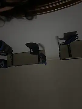 Snapshot of simeonehivd chatting on April 12, 2026, 3:00 am simeonehivd online show from April 12, 2026, 3:00 am