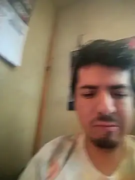 Snapshot of Gabriel_belen chatting on November 17, 2025, 2:45 pm Gabriel belen online show from November 17, 2025, 2:45 pm