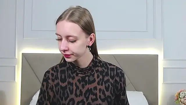 Snapshot of RachaelCute chatting on January 17, 2026, 4:17 am RachaelCute online show from January 17, 2026, 4:17 am