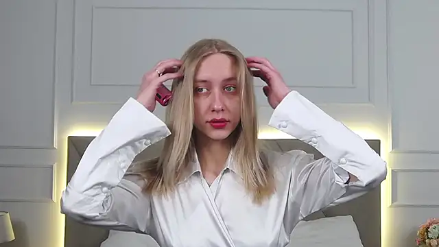 Snapshot of RachaelCute chatting on February 4, 2026, 10:21 am RachaelCute online show from February 4, 2026, 10:21 am