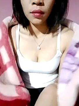 Cloud-wh online show from December 15, 2025, 9:08 pm