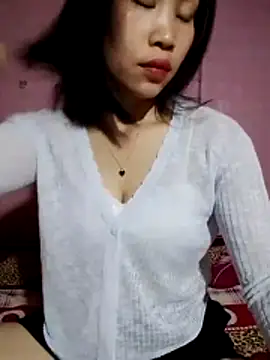 Snapshot of Cloud-wh chatting on March 3, 2026, 1:12 am Cloud-wh online show from March 3, 2026, 1:12 am