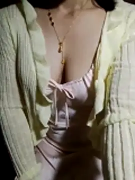 Snapshot of Cloud-wh chatting on April 10, 2026, 12:16 am Cloud-wh online show from April 10, 2026, 12:16 am