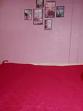 Snapshot of Cloud-wh chatting on April 13, 2026, 7:36 am Cloud-wh online show from April 13, 2026, 7:36 am