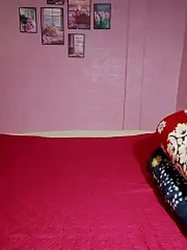 Snapshot of Cloud-wh chatting on April 14, 2026, 7:14 am Cloud-wh online show from April 14, 2026, 7:14 am