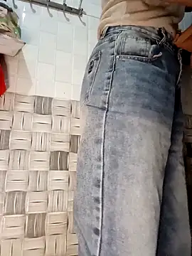 Snapshot of thuy-kieu chatting on February 2, 2026, 8:40 pm thuy-kieu online show from February 2, 2026, 8:40 pm