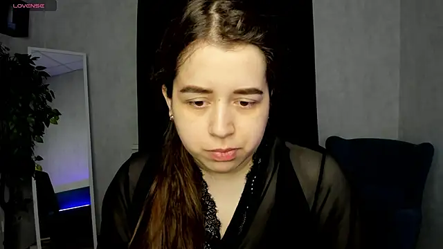 Snapshot of shadowfray chatting on November 17, 2025, 1:44 am shadowfray online show from November 17, 2025, 1:44 am