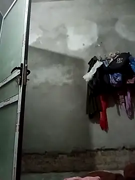 vangkt-cute online show from February 2, 2026, 7:18 am