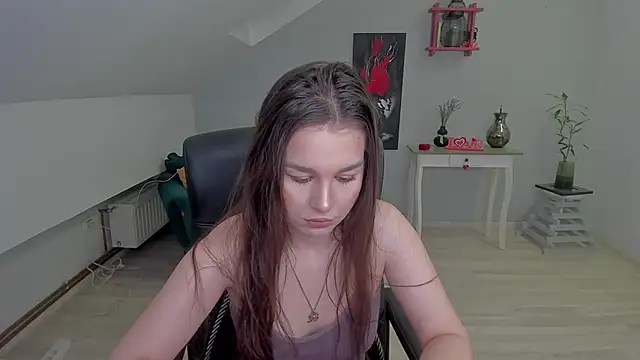 Snapshot of LouannaHart chatting on February 18, 2026, 4:52 am LouannaHart online show from February 18, 2026, 4:52 am