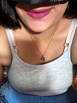 Snapshot of Saguphtah_Chattergy_22 chatting on December 4, 2025, 6:05 pm Saguphtah Chattergy 22 online show from December 4, 2025, 6:05 pm