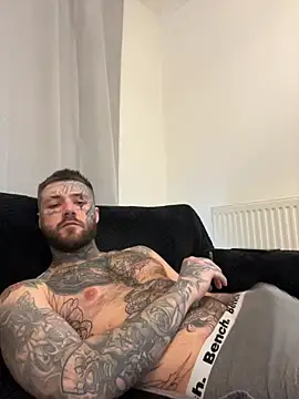 magicmichaell online show from March 30, 2026, 11:55 am