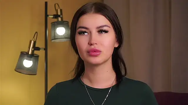 CoreenYorton online show from December 15, 2025, 1:10 am