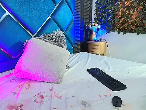 Snapshot of GabyStom chatting on March 12, 2026, 7:31 pm GabyStom online show from March 12, 2026, 7:31 pm