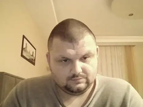 Snapshot of cyrex_monster chatting on February 5, 2026, 4:11 pm cyrex monster online show from February 5, 2026, 4:11 pm