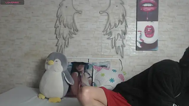 axel milo kairo and noa online show from January 15, 2026, 3:16 pm