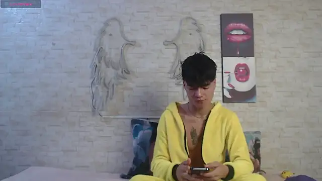 Snapshot of axel_milo_kairo_and_noa chatting on February 2, 2026, 3:11 pm axel milo kairo and noa online show from February 2, 2026, 3:11 pm