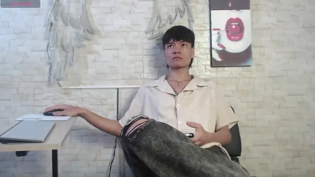 Snapshot of axel_milo_kairo_and_noa chatting on February 25, 2026, 3:21 pm axel milo kairo and noa online show from February 25, 2026, 3:21 pm