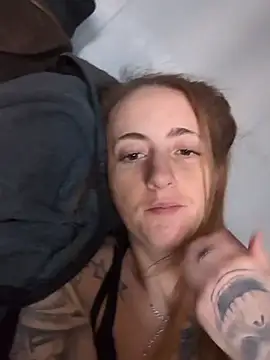 Snapshot of sexxxilexxxi44 chatting on December 5, 2025, 8:16 pm sexxxilexxxi44 online show from December 5, 2025, 8:16 pm