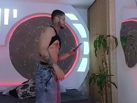 Snapshot of Alanrodgers chatting on February 14, 2026, 11:29 am Alanrodgers online show from February 14, 2026, 11:29 am