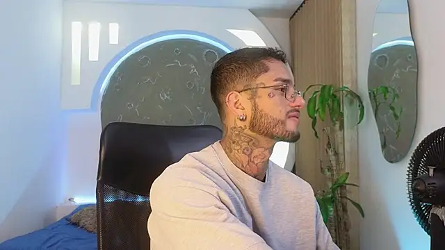 Snapshot of Alanrodgers chatting on March 9, 2026, 11:25 am Alanrodgers online show from March 9, 2026, 11:25 am