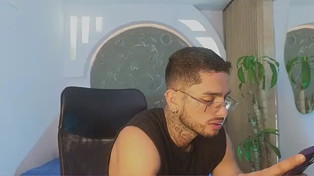 Snapshot of Alanrodgers chatting on March 14, 2026, 1:38 pm Alanrodgers online show from March 14, 2026, 1:38 pm