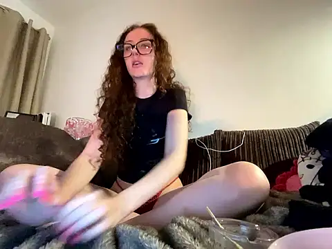 babygirltiti online show from January 8, 2026, 1:35 pm