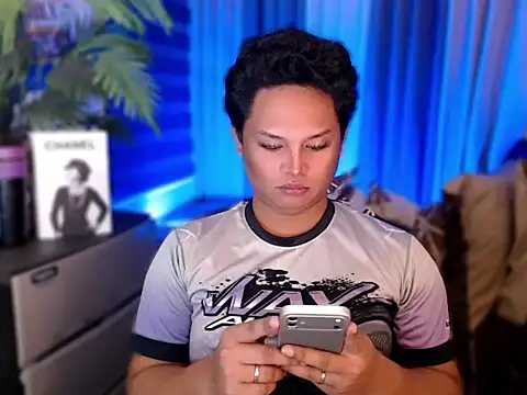 Snapshot of UrGoddess_Sofia chatting on February 14, 2026, 5:59 am UrGoddess Sofia online show from February 14, 2026, 5:59 am