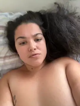 Snapshot of callmebaby2025 chatting on November 11, 2025, 1:00 pm callmebaby2025 online show from November 11, 2025, 1:00 pm