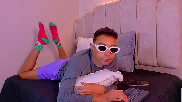 Imtavo online show from November 30, 2025, 3:49 pm