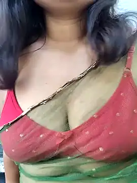 Hot-ruma online show from November 17, 2025, 4:29 am