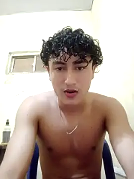 Snapshot of Novato_o chatting on March 15, 2026, 5:02 am Novato o online show from March 15, 2026, 5:02 am