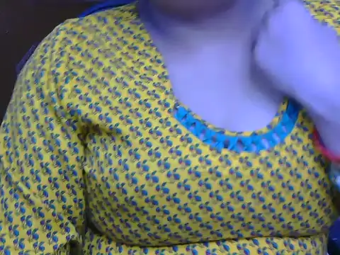 meera hotty online show from November 11, 2025, 10:04 am