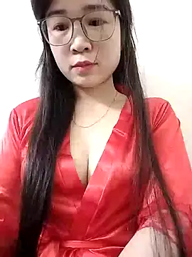 hoa-honggai online show from November 12, 2025, 9:58 pm