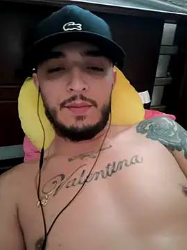 Snapshot of mohamedkarimm chatting on December 2, 2025, 2:12 pm mohamedkarimm online show from December 2, 2025, 2:12 pm