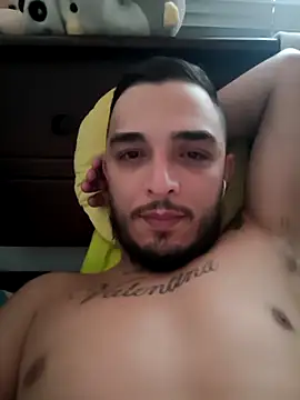 mohamedkarimm online show from December 20, 2025, 1:40 pm