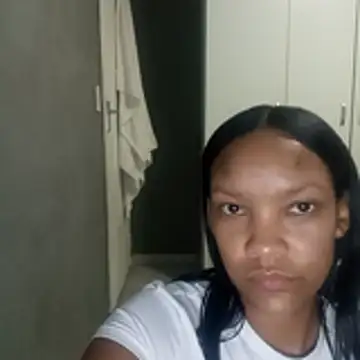 Snapshot of KikiBadgirl chatting on May 15, 2026, 8:27 pm KikiBadgirl online show from May 15, 2026, 8:27 pm