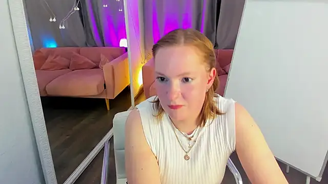 Elizabeth Walson online show from November 14, 2025, 2:38 pm