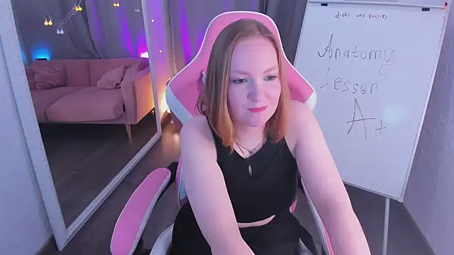 Elizabeth Walson online show from November 16, 2025, 11:49 am