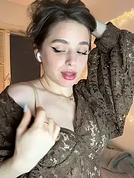 Snapshot of yoyogirlx chatting on February 20, 2026, 1:22 pm yoyogirlx online show from February 20, 2026, 1:22 pm