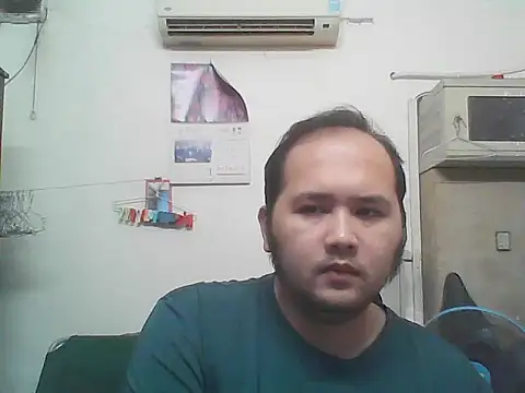 linhlinhthan online show from November 16, 2025, 3:28 pm