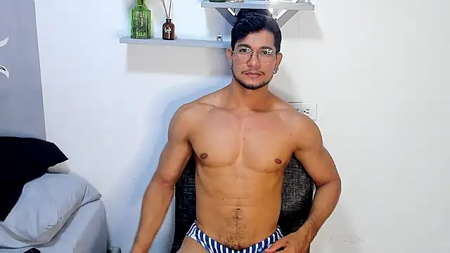Nolan joness online show from July 7, 2026, 12:46 am