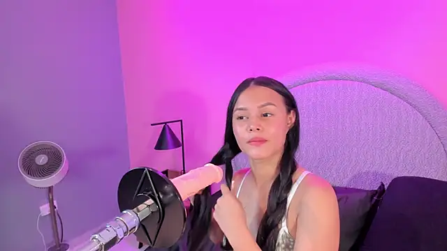 Snapshot of Sara_rhoades chatting on February 27, 2026, 7:03 pm Sara rhoades online show from February 27, 2026, 7:03 pm