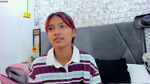 Snapshot of Maray_Lous chatting on February 9, 2026, 7:51 pm Maray Lous online show from February 9, 2026, 7:51 pm