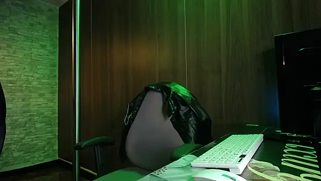 Belladonna trix online show from February 6, 2026, 10:24 pm